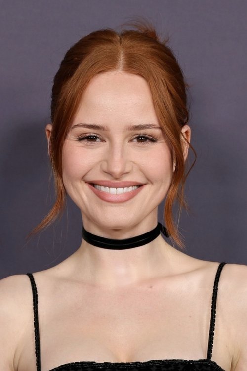 Madelaine Petsch zdjęcie