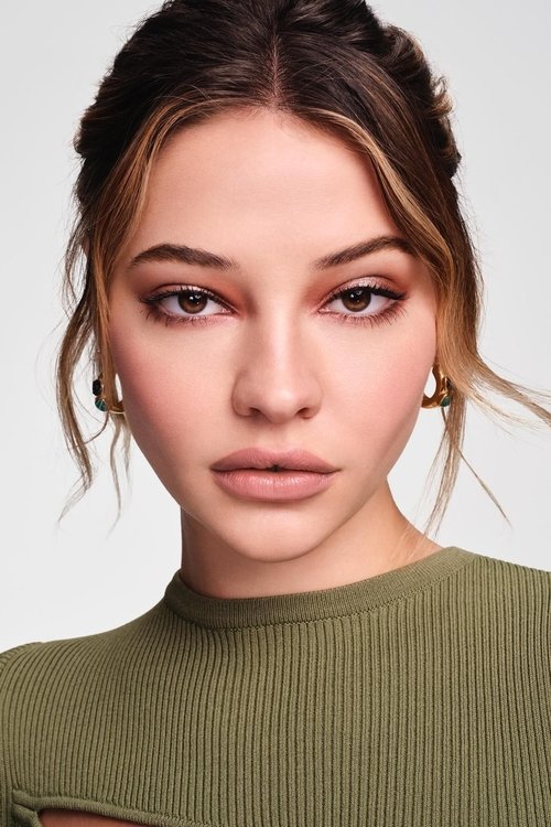 Madelyn Cline zdjęcie