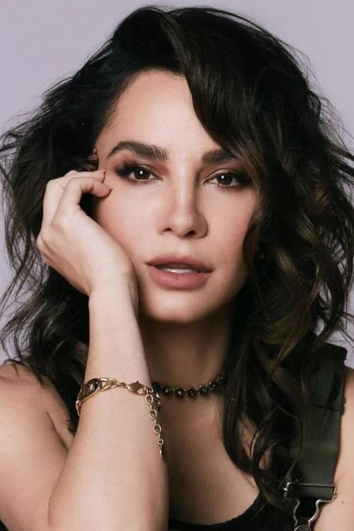 Martha Higareda zdjęcie