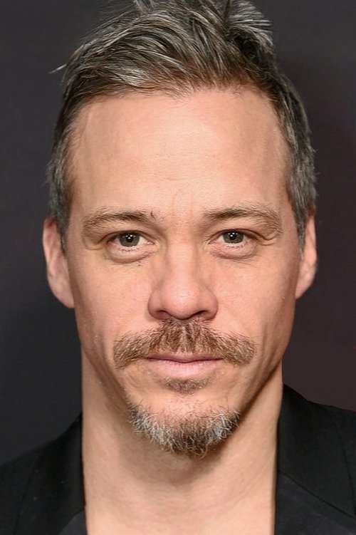 Michael Raymond-James zdjęcie