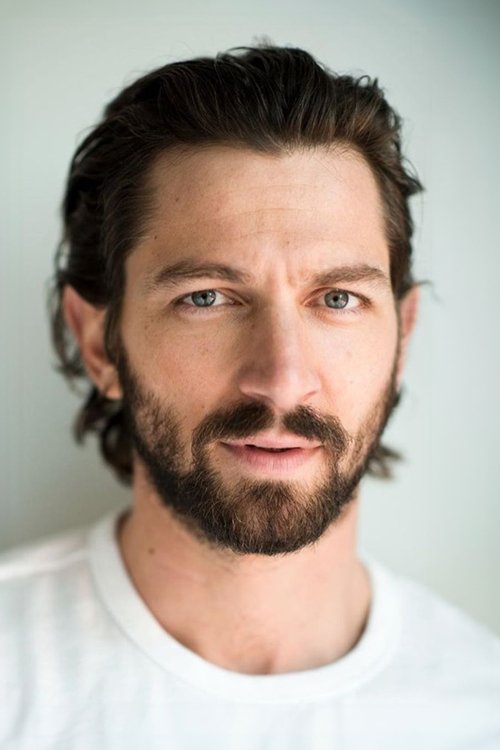 Michiel Huisman zdjęcie