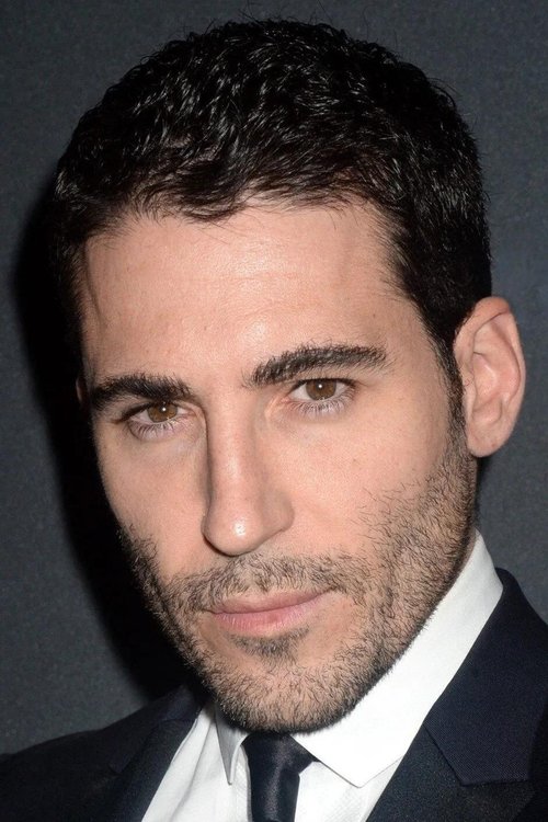 Miguel Ángel Silvestre zdjęcie