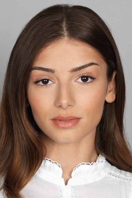 Mimi Keene zdjęcie