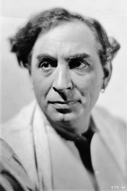 Mitchell Lewis zdjęcie