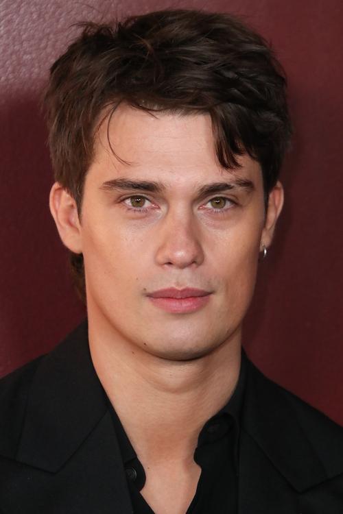 Nicholas Galitzine zdjęcie