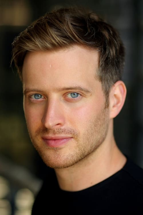 Nicholas Ralph zdjęcie