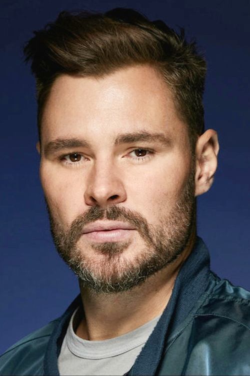 Patrick John Flueger zdjęcie