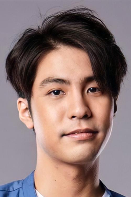 ธีรภัทร โลหนันทน์ zdjęcie