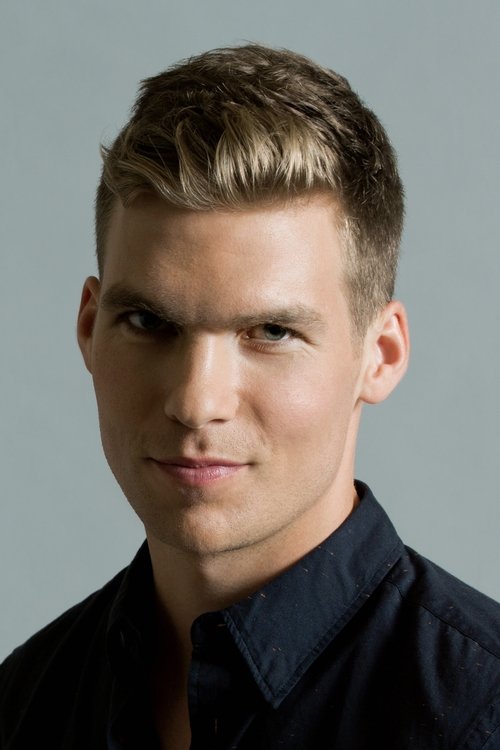 Pete Ploszek zdjęcie