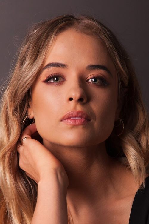 Raechelle Banno zdjęcie