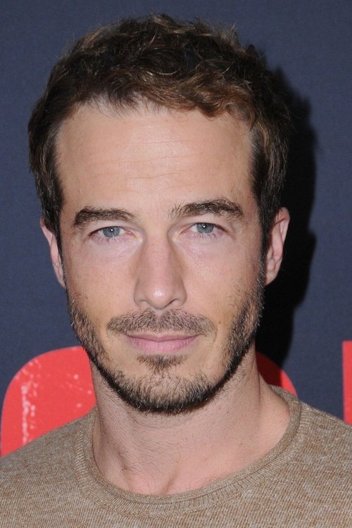 Ryan Carnes zdjęcie