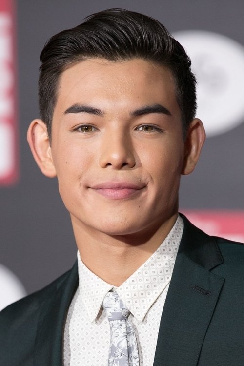 Ryan Potter zdjęcie