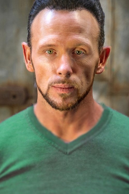 Sebastian James zdjęcie