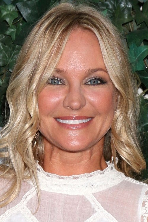 Sharon Case zdjęcie