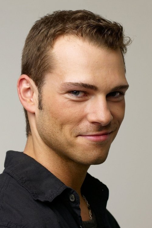 Shawn Roberts zdjęcie