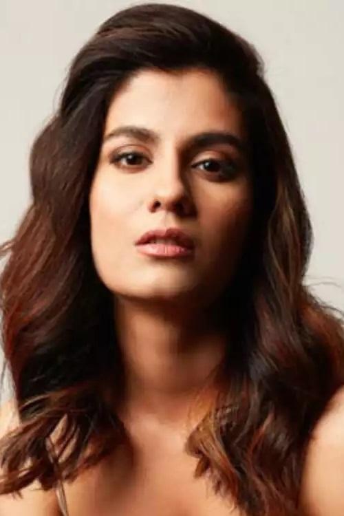 Shreya Dhanwanthary zdjęcie