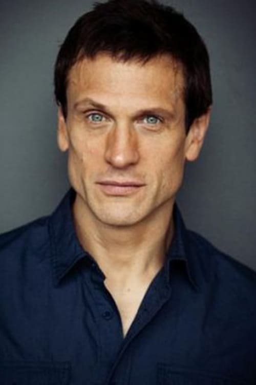 Simon Merrells zdjęcie