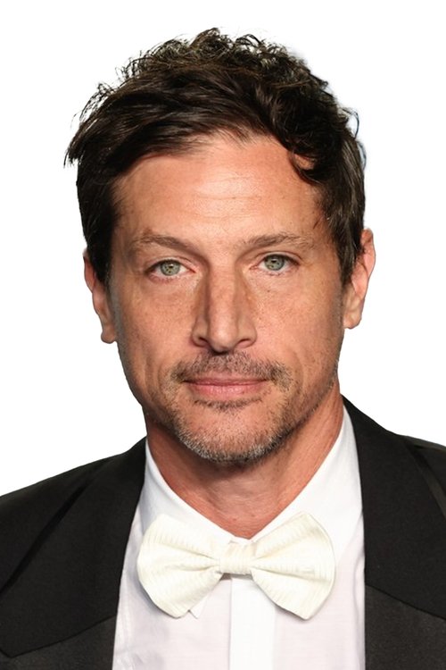 Simon Rex zdjęcie
