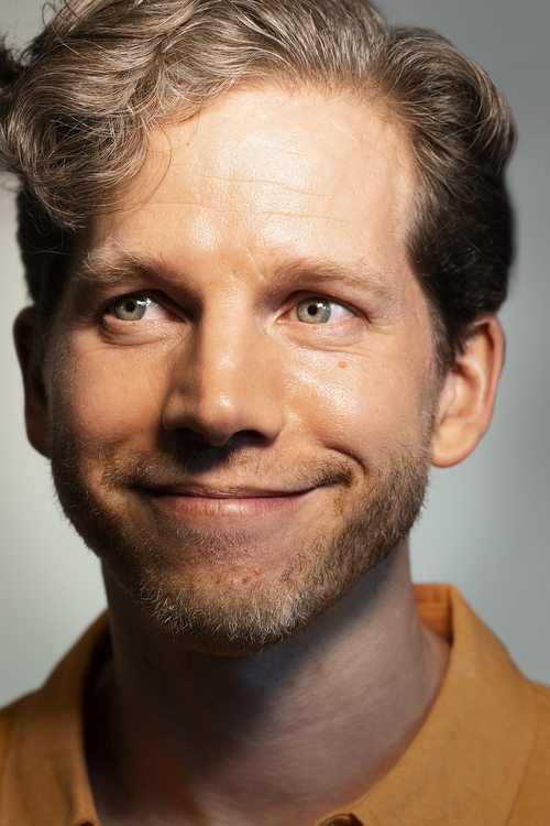 Stark Sands zdjęcie