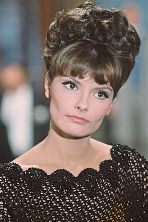 Suzanne Lloyd zdjęcie