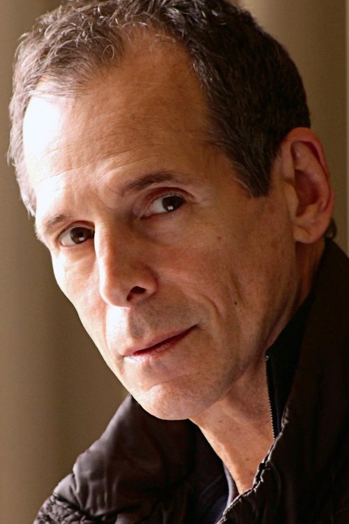 T. Ryder Smith zdjęcie