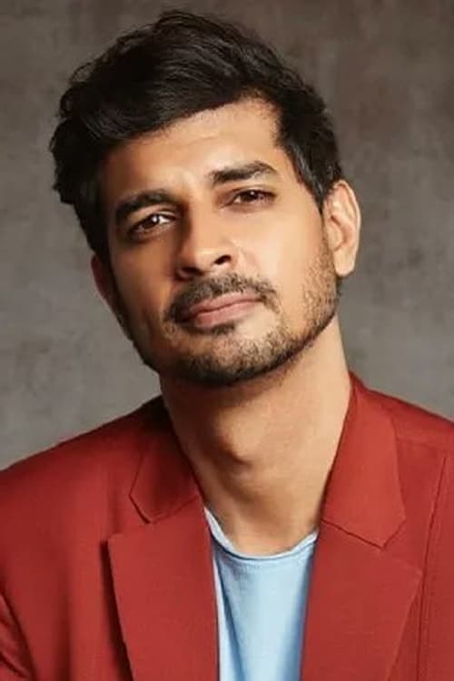Tahir Raj Bhasin zdjęcie