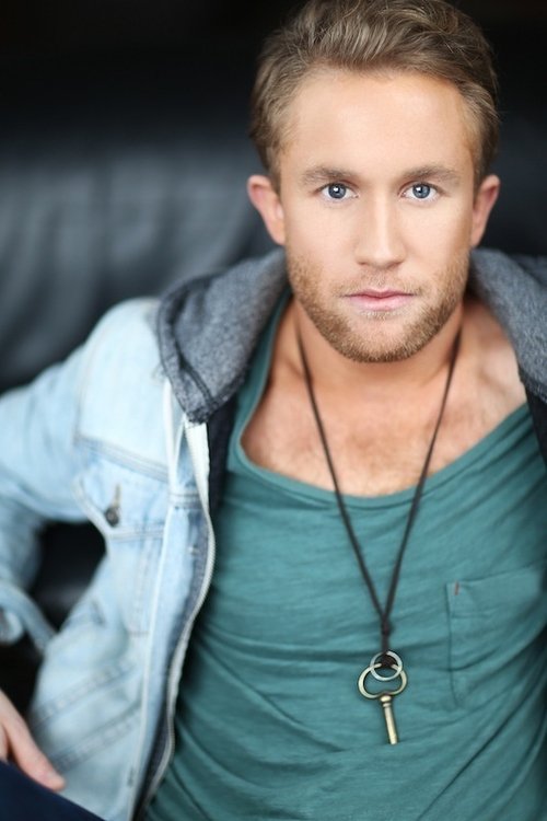 Taylor St. Pierre zdjęcie