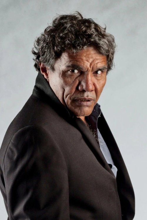 Tom E. Lewis zdjęcie