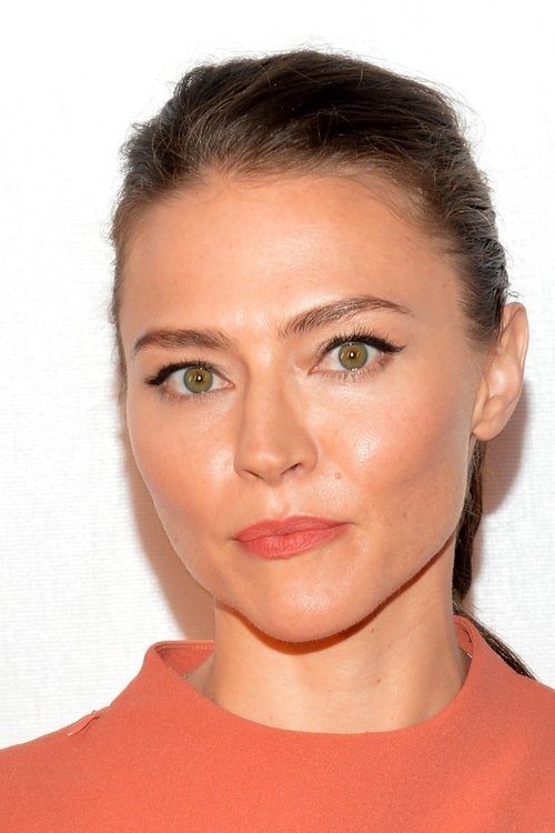 Trieste Kelly Dunn zdjęcie