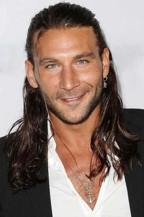 Zach McGowan zdjęcie